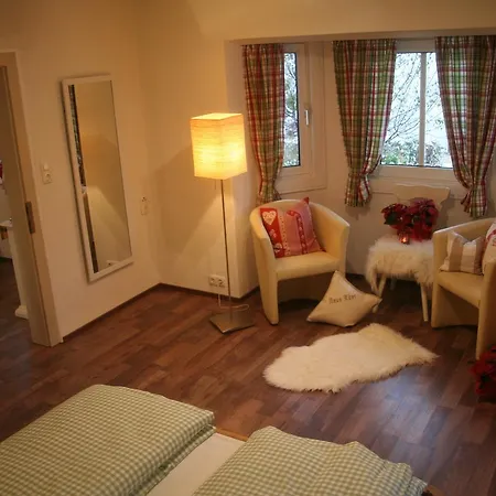 Eder Apartment *